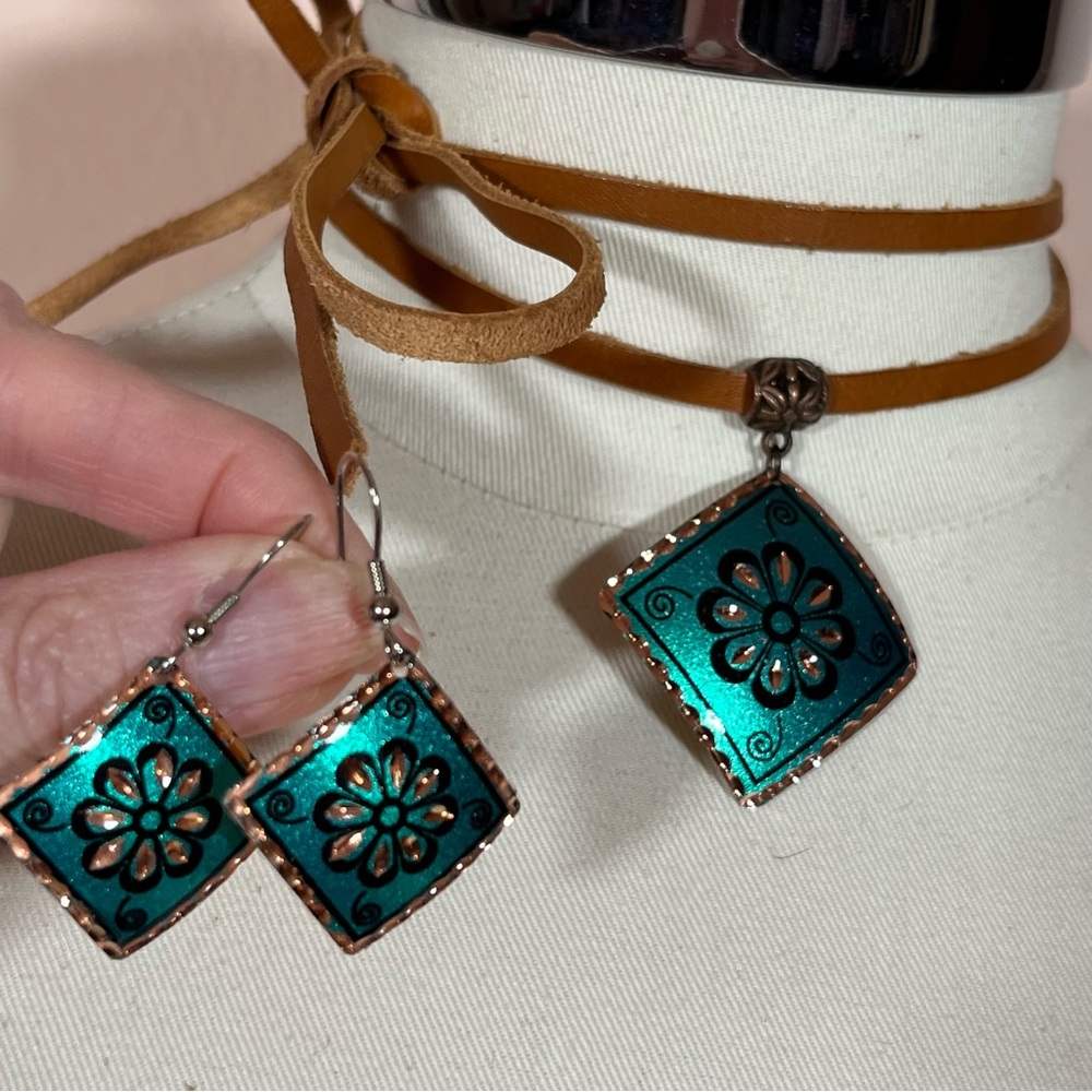 Vintage Boho Western Coachella Floral copper Earring Leather Choker Necklace set